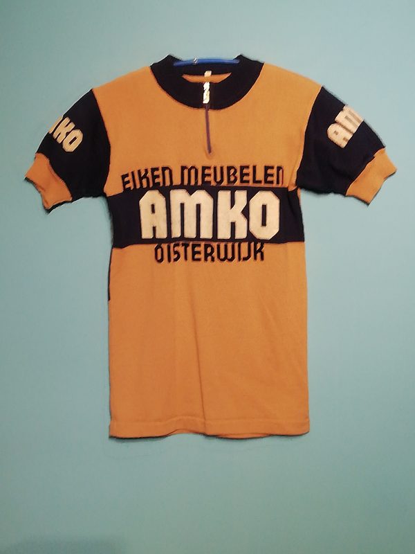 AMKO EIKEN MEUBELEN OISTERWIJK 1982
