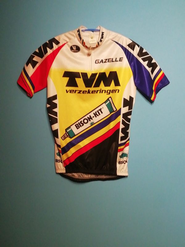 TVM-BISON KIT-GAZELLE 1993