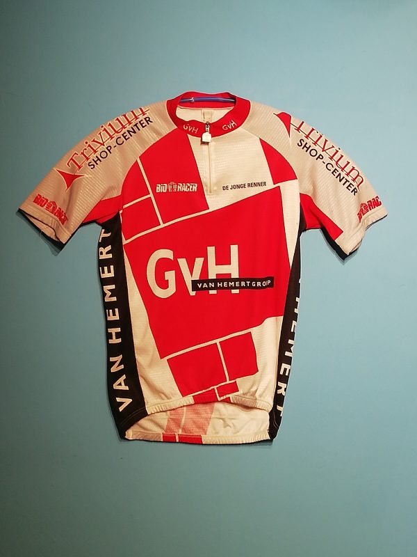 VAN HEMERT-TRIVIUM 2003