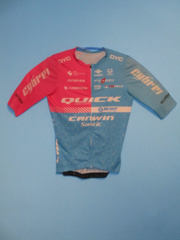 QUICK PRO TEAM-CANWIN-SANTIC 2025